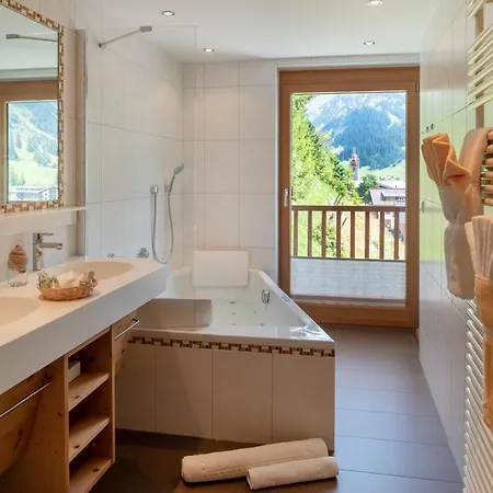 Haus Melitta 3* Lech